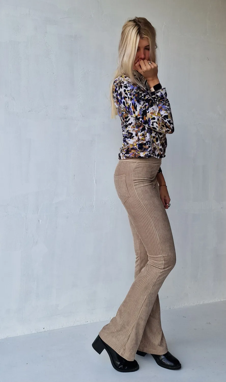 Madame Liz Flared Legging Rib Taupe Lengte 36