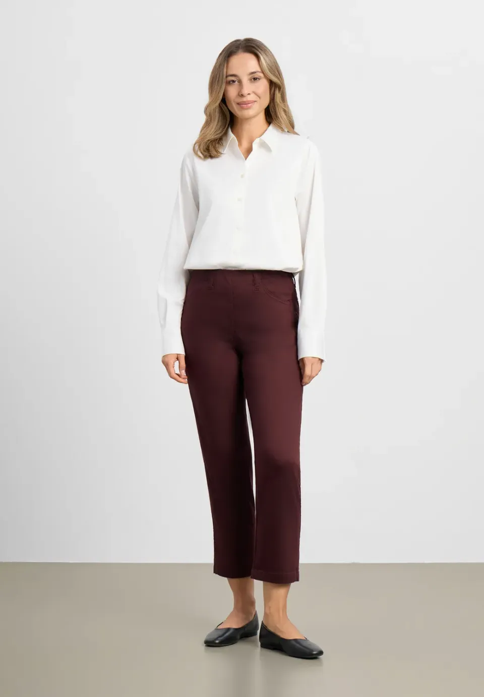 Laurie Patricia Regular CL damesbroek Dark Plum stretch