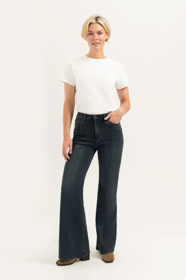 Florez Ana flared jeans Classic Indigo wijd
