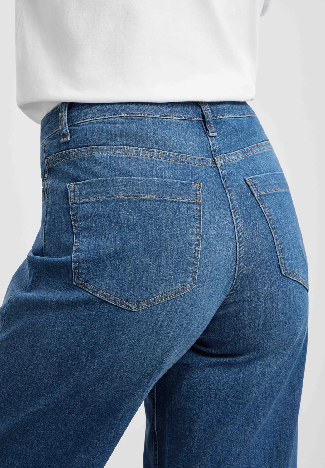 Laurie Carol Loose SL jeans Washed Blue Denim kort