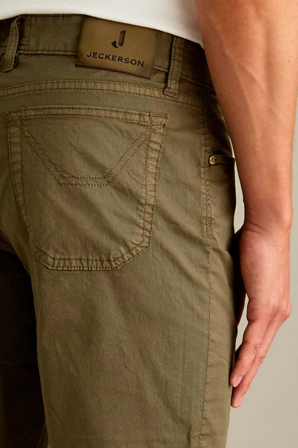 Jeckerson Jo bermuda slim fit militairgroen katoen