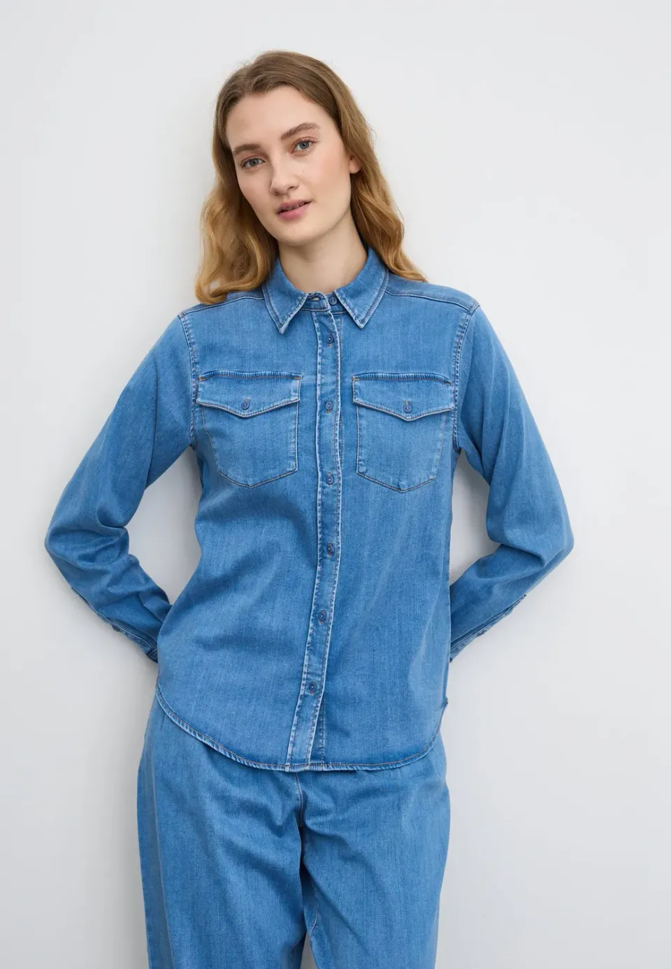 Laurie Vitta 100984 spijkerblouse washed blue denim