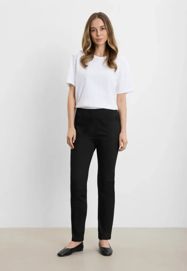Laurie Slender Rouge Regular SL broek zwart stretch