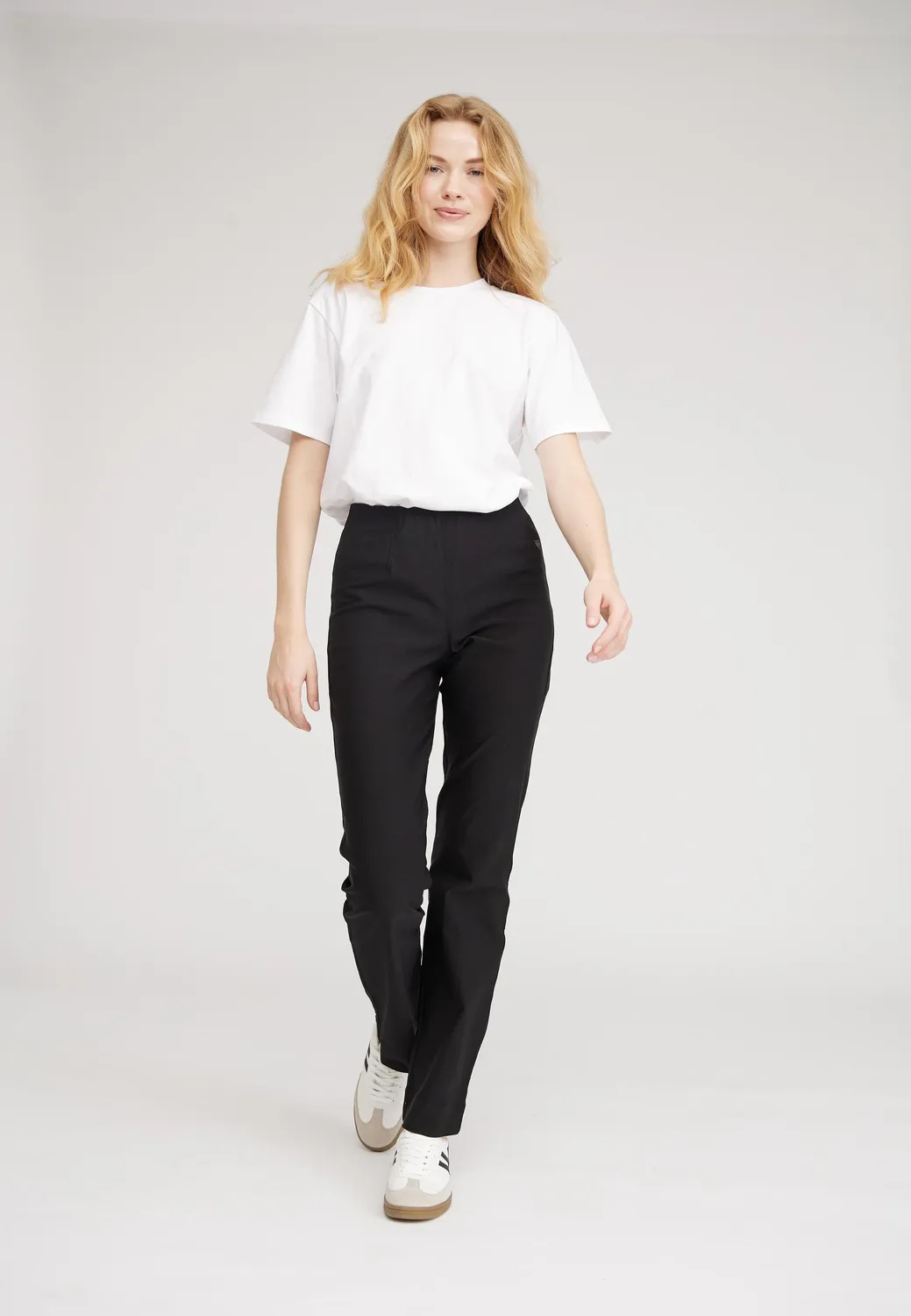 Laurie Bella Straight ML broek zwart bengalin