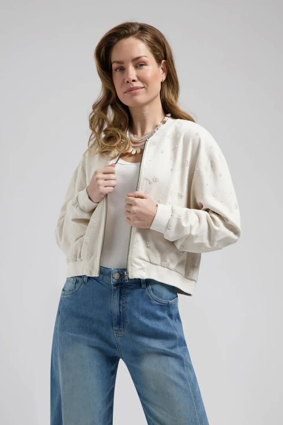 Florez Lola bomberjack wit off-white pailletten