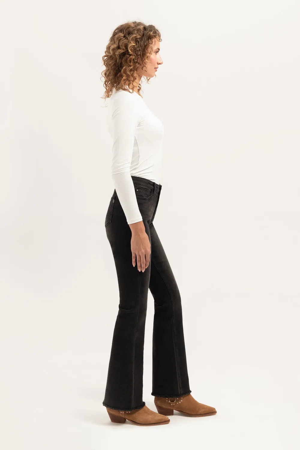 Florez Florèz Flared jeans Black stretch wijd uitlopend