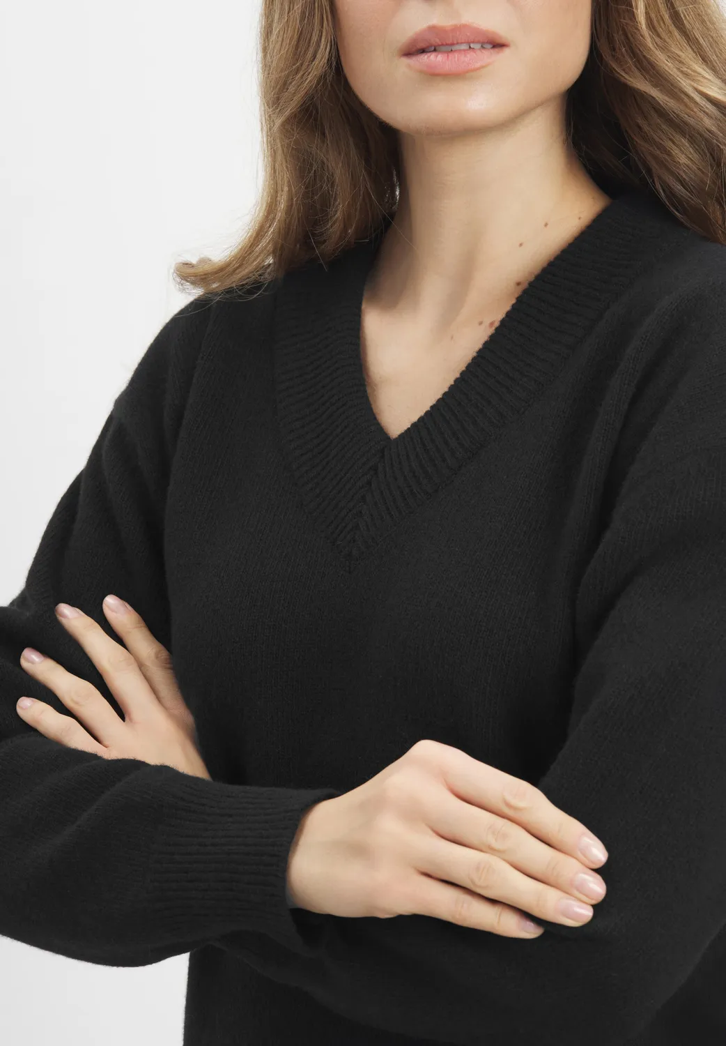 Laurie Iza 101167 sweater zwart wol V-hals