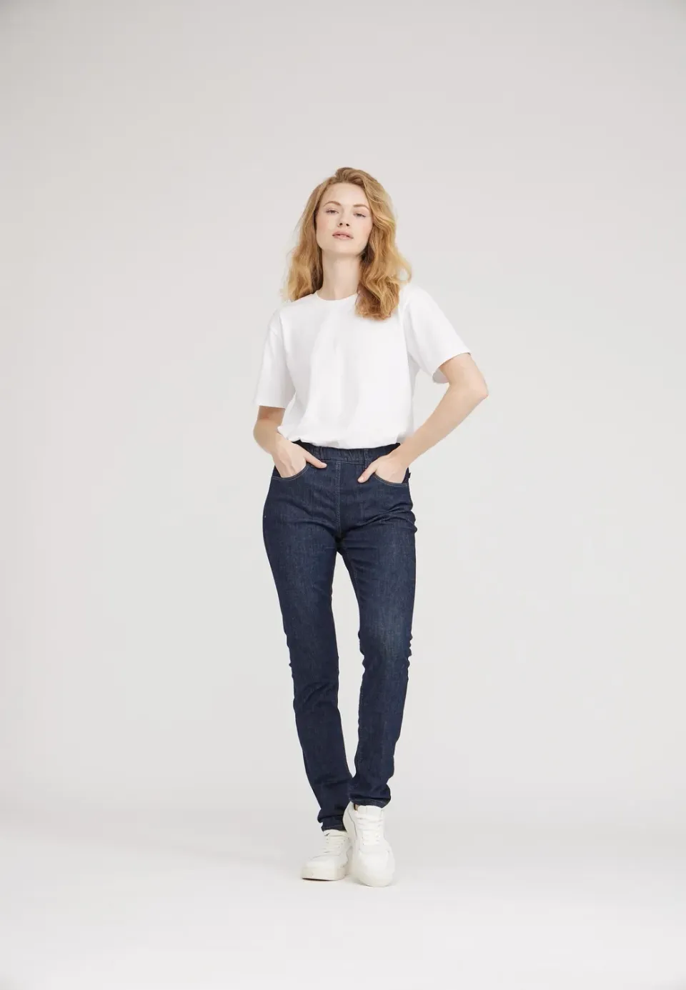 Laurie Grace Slim ML jeans Dark Blue Denim stretch