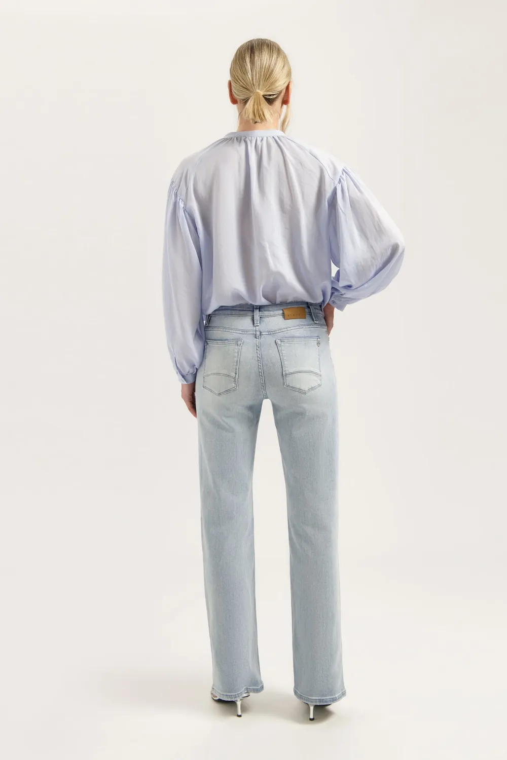 Florez Sophie Straight Studs jeans Cool Blue studs