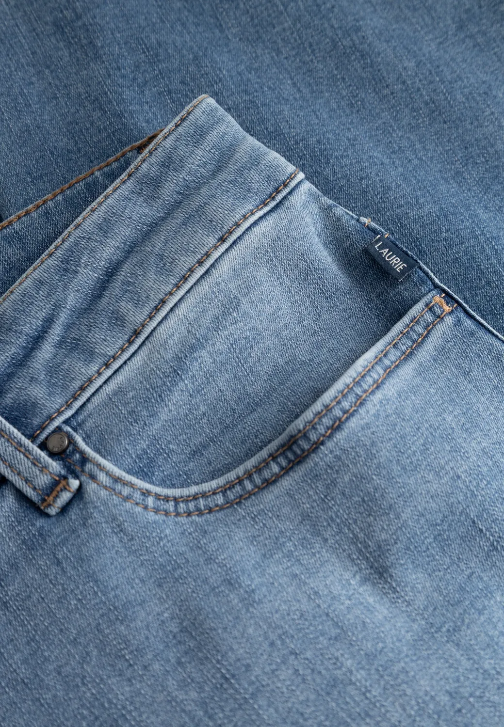 Laurie Amelia Raw Straight CL jeans Washed Blue stretch