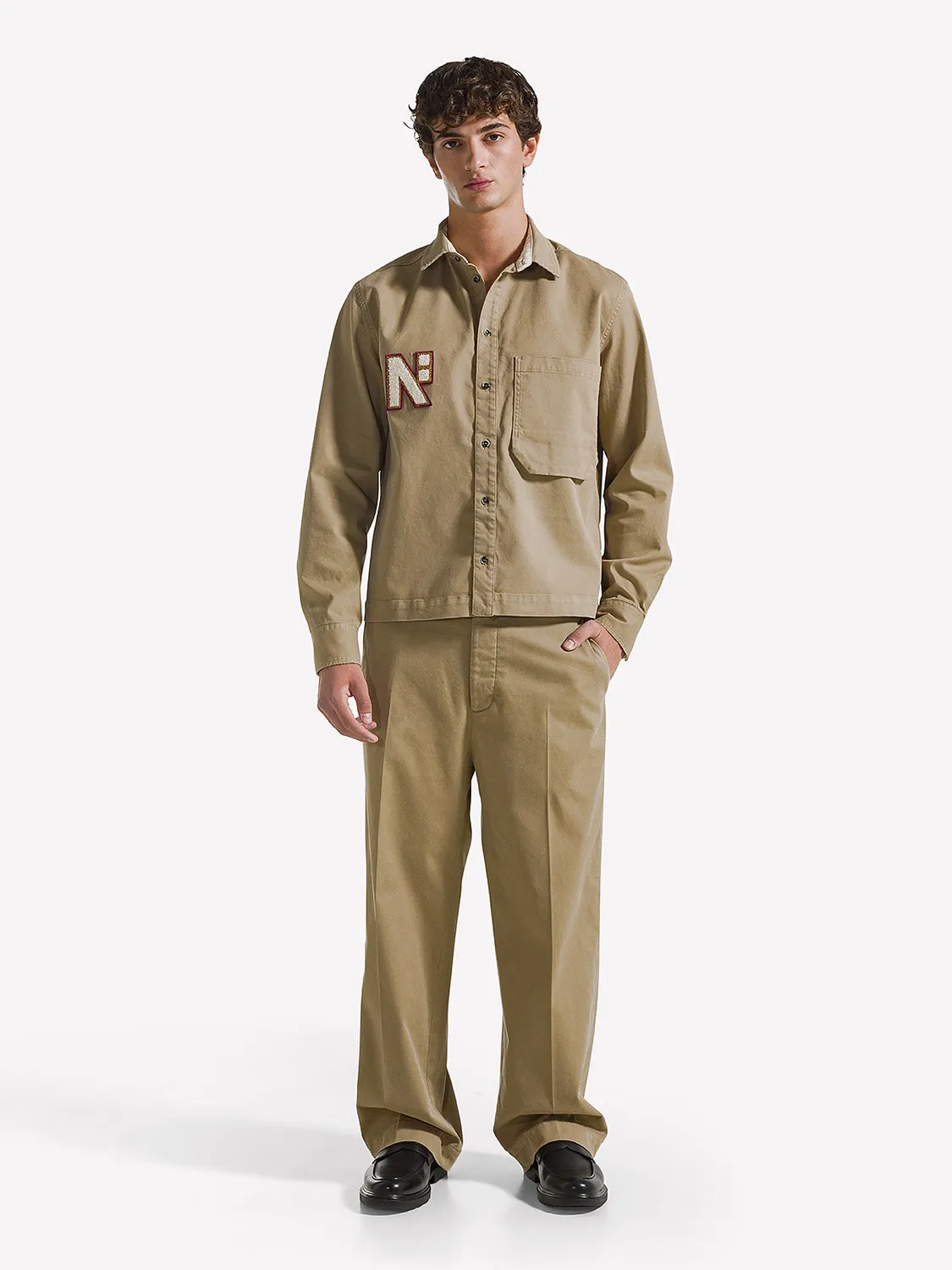 Nine In The Morning AP83 Apollon chino baggy camel