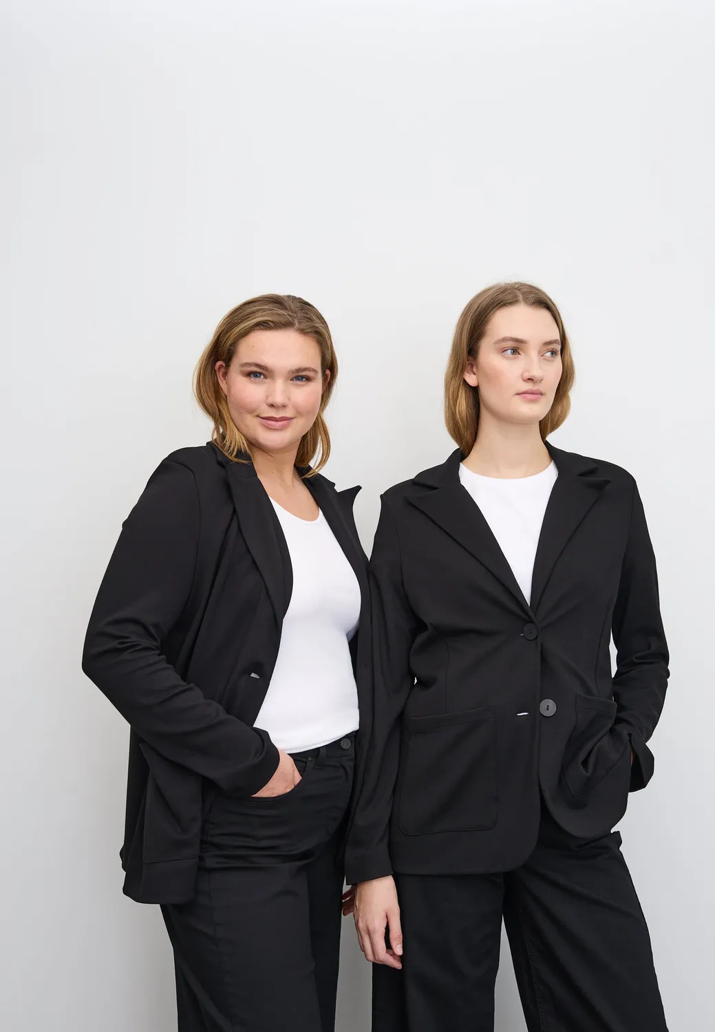 Laurie Britt 100657 blazer zwart 68 cm viscose