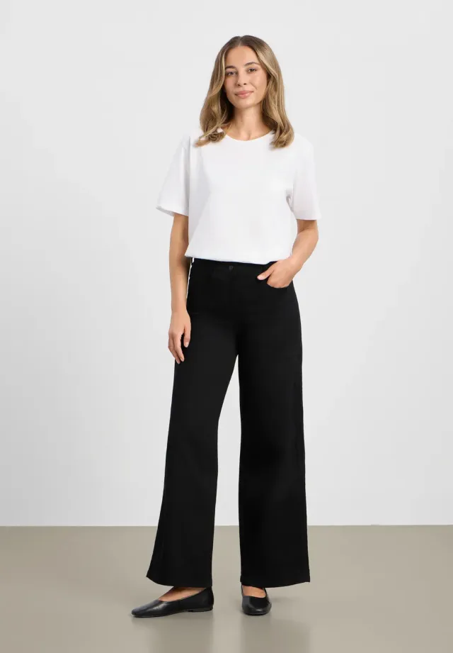 Laurie Serene 100624 Loose ML broek zwart stretch