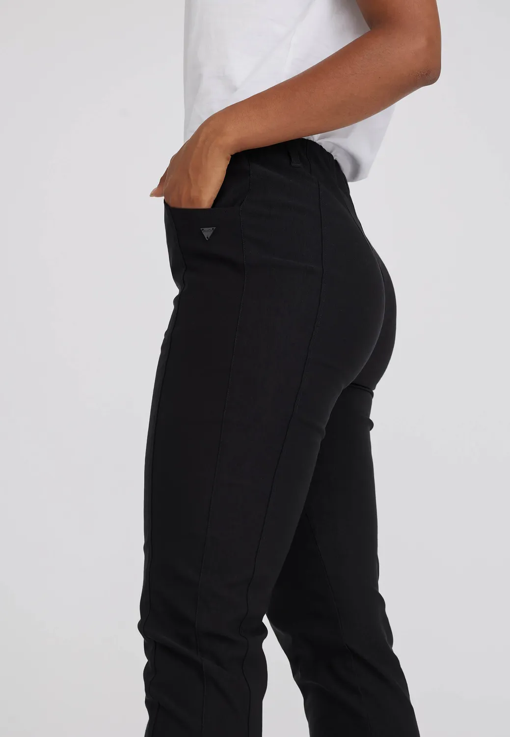 Laurie Rose Regular CL broek zwart cropped bengalin