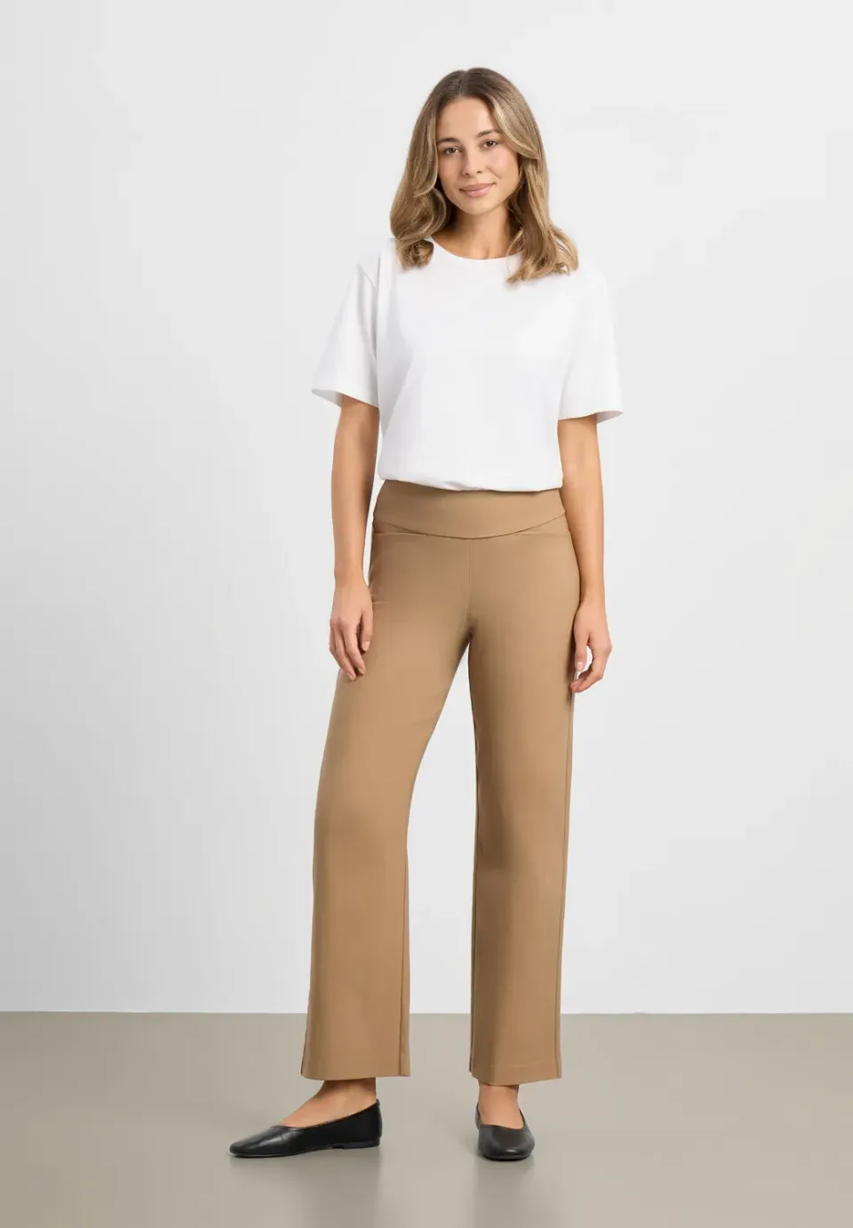 Laurie Thea Straight SL broek nougat elastische taille