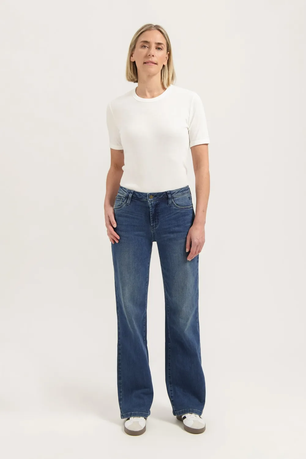 Florez Sophie Straight jeans Sky Blue mid waist