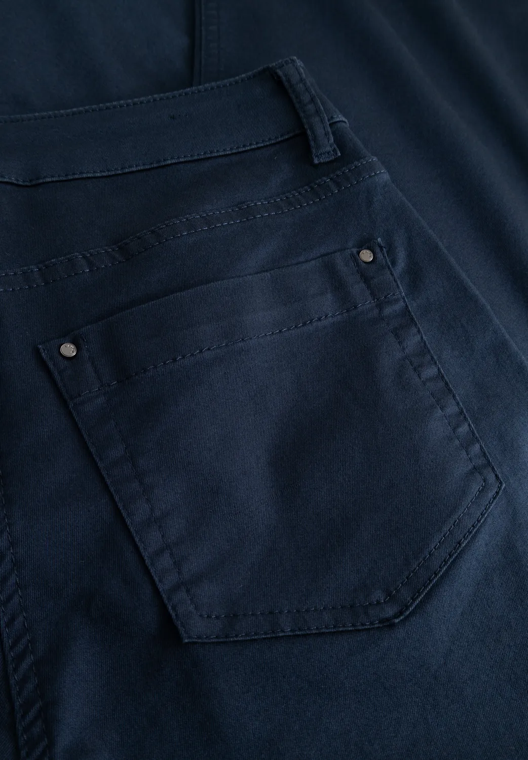 Laurie Amelia Straight ML broek navy stretch