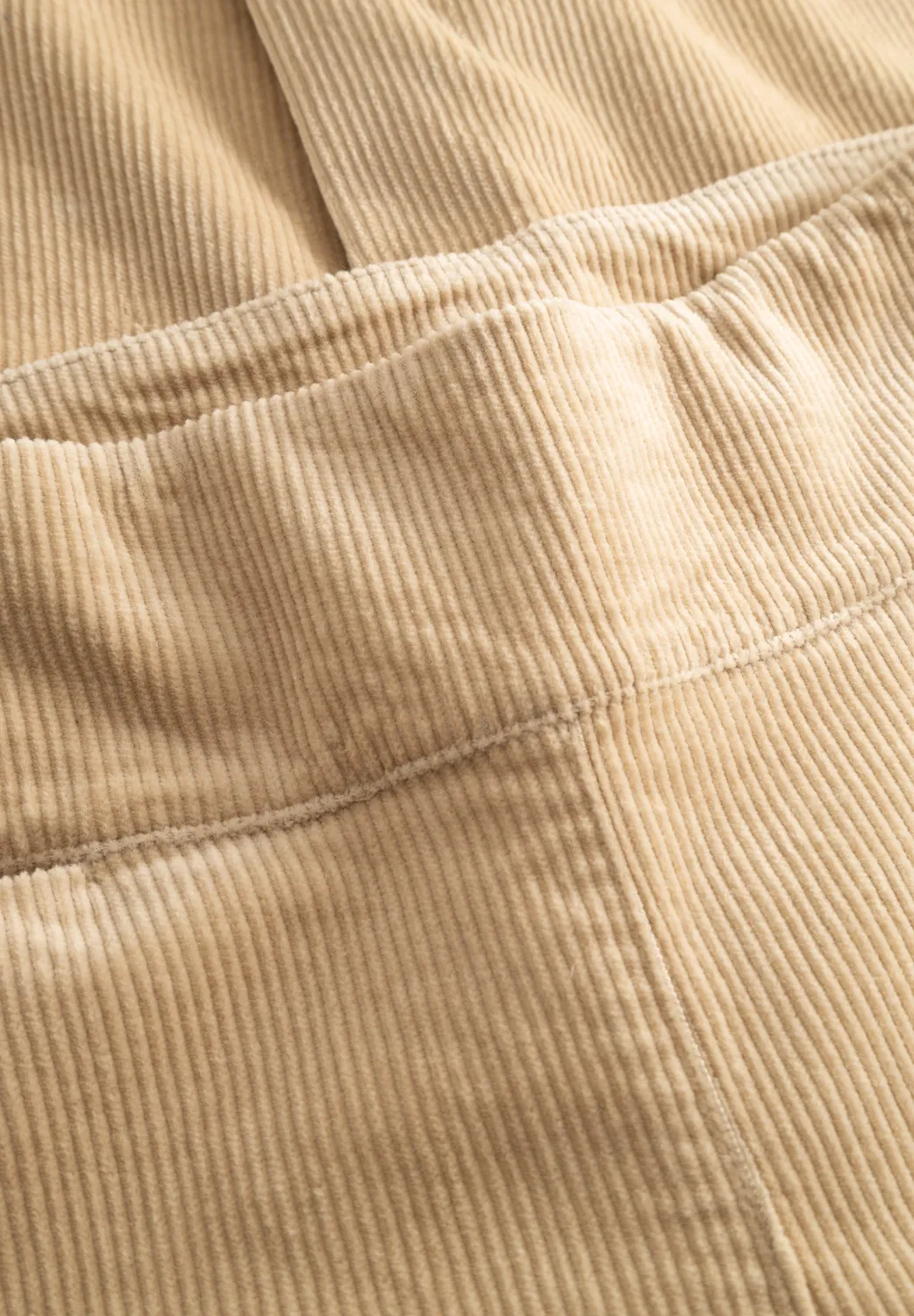 Laurie Thea Straight fluwelen broek Cafe Latte medium stretch
