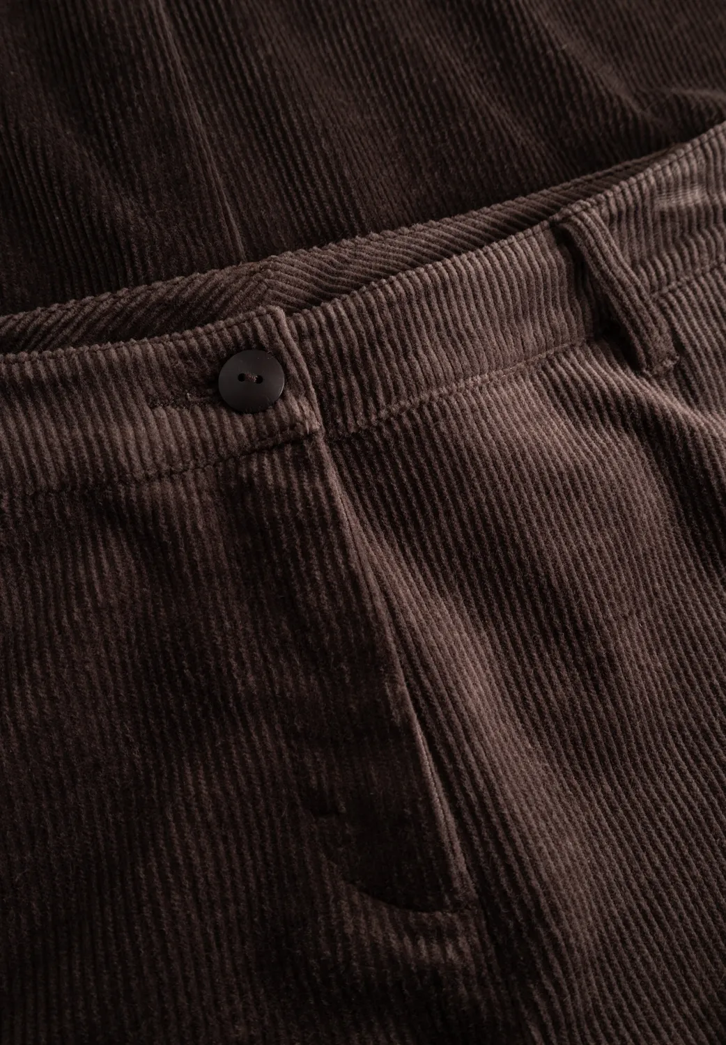 Laurie Charm Loose Corduroy broek bruin losse pasvorm