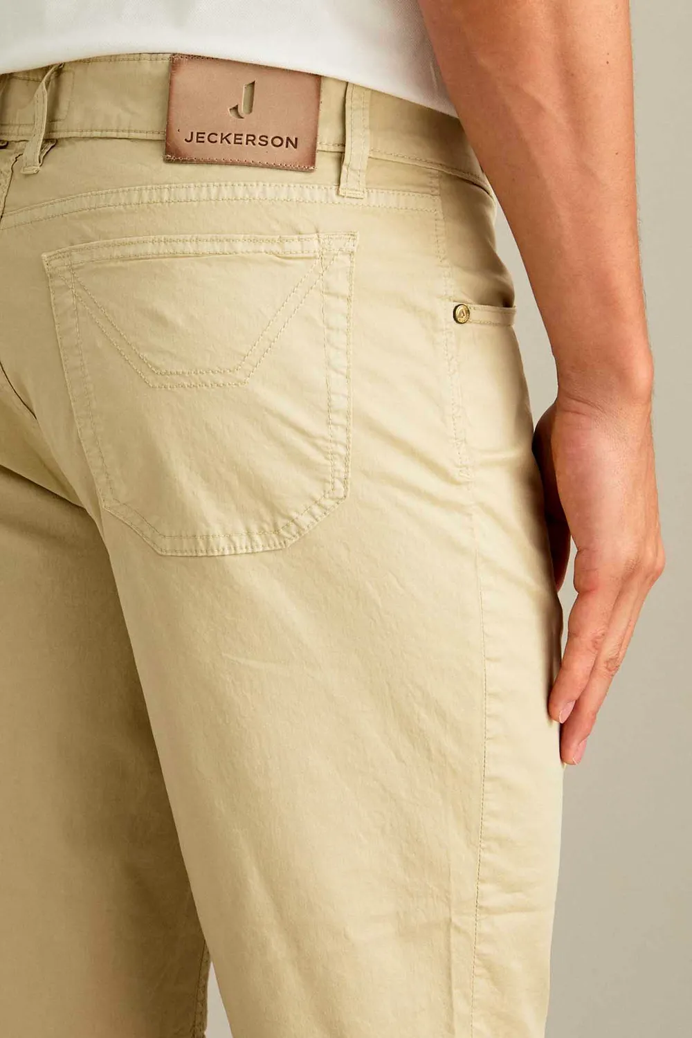 Jeckerson Jo Korte Broek Lichtbeige Katoen Slim Fit