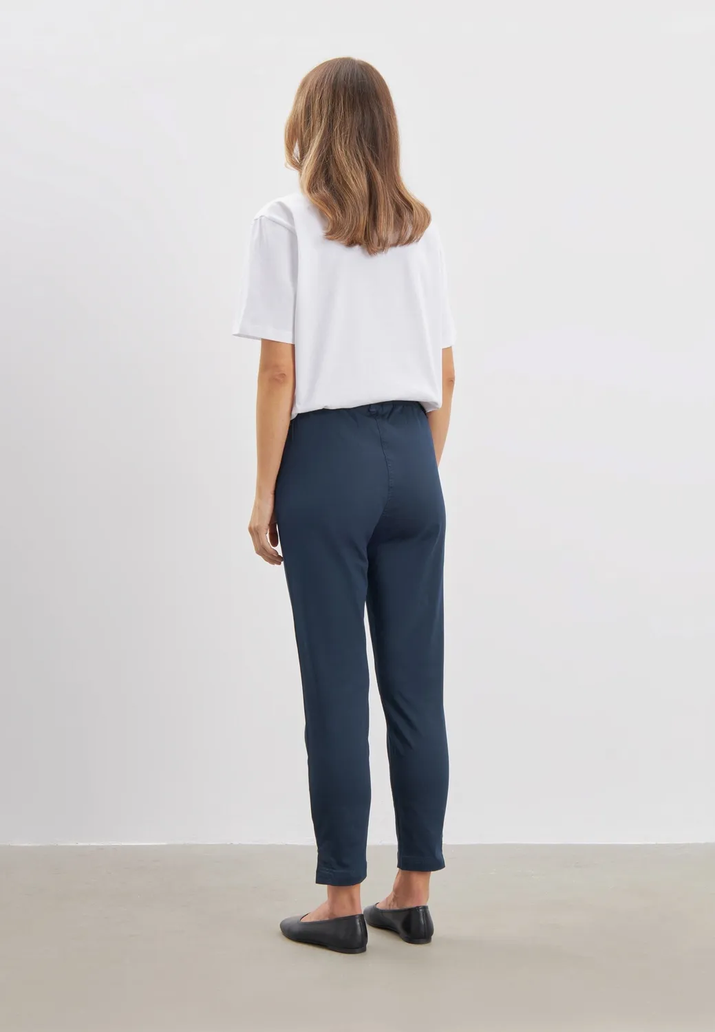 Laurie Ellie Relaxed SL damesbroek Navy 69 cm