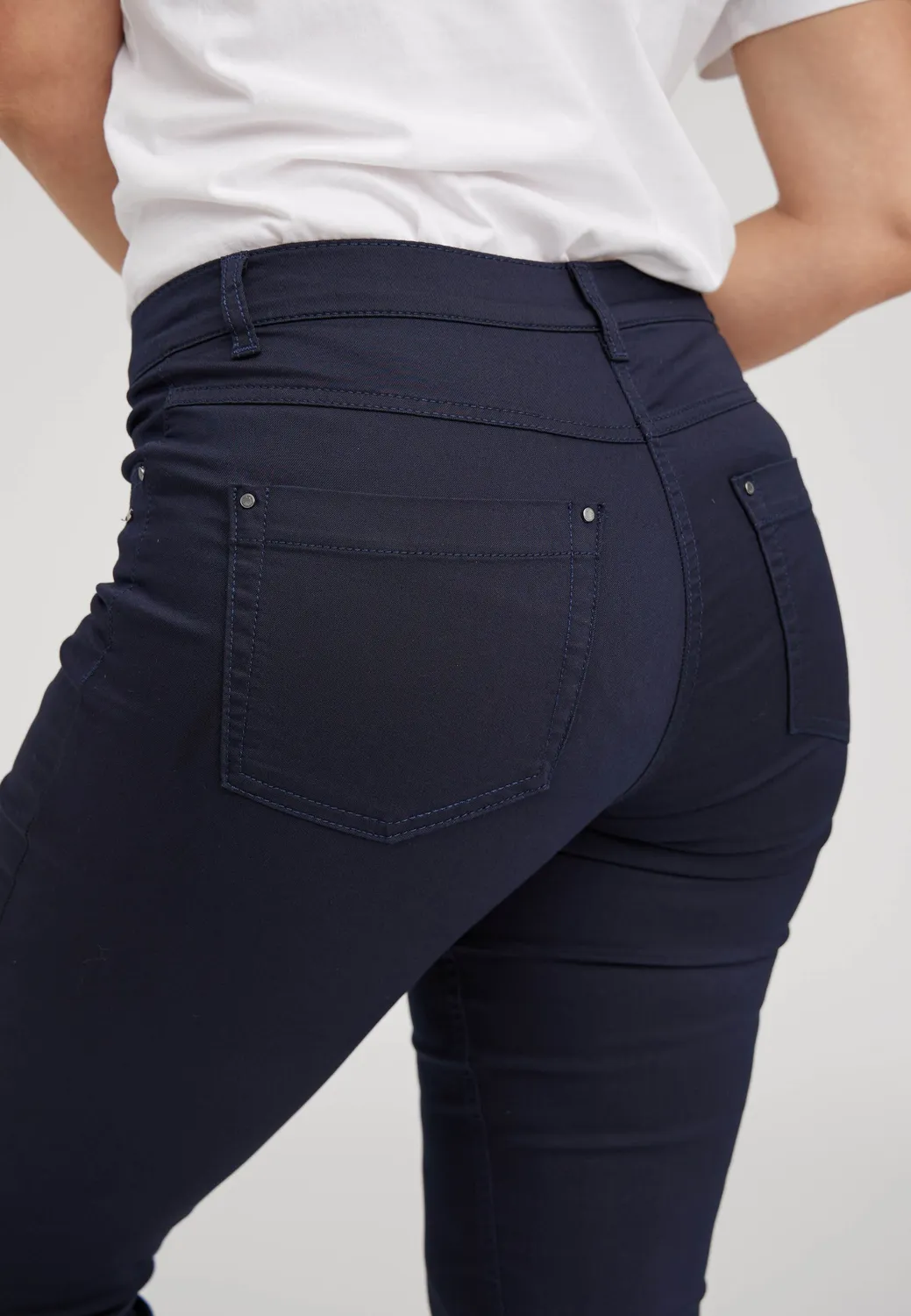 Laurie Charlotte Regular LL broek navy 5-pocket 85cm