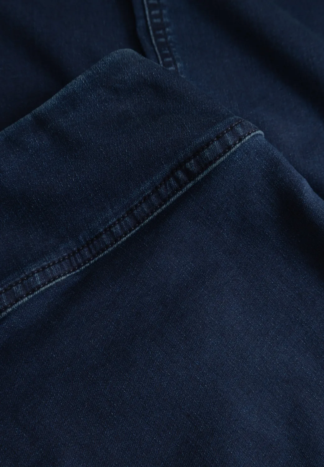 Laurie Thea Straight SL jeans Dark Blue Denim kort
