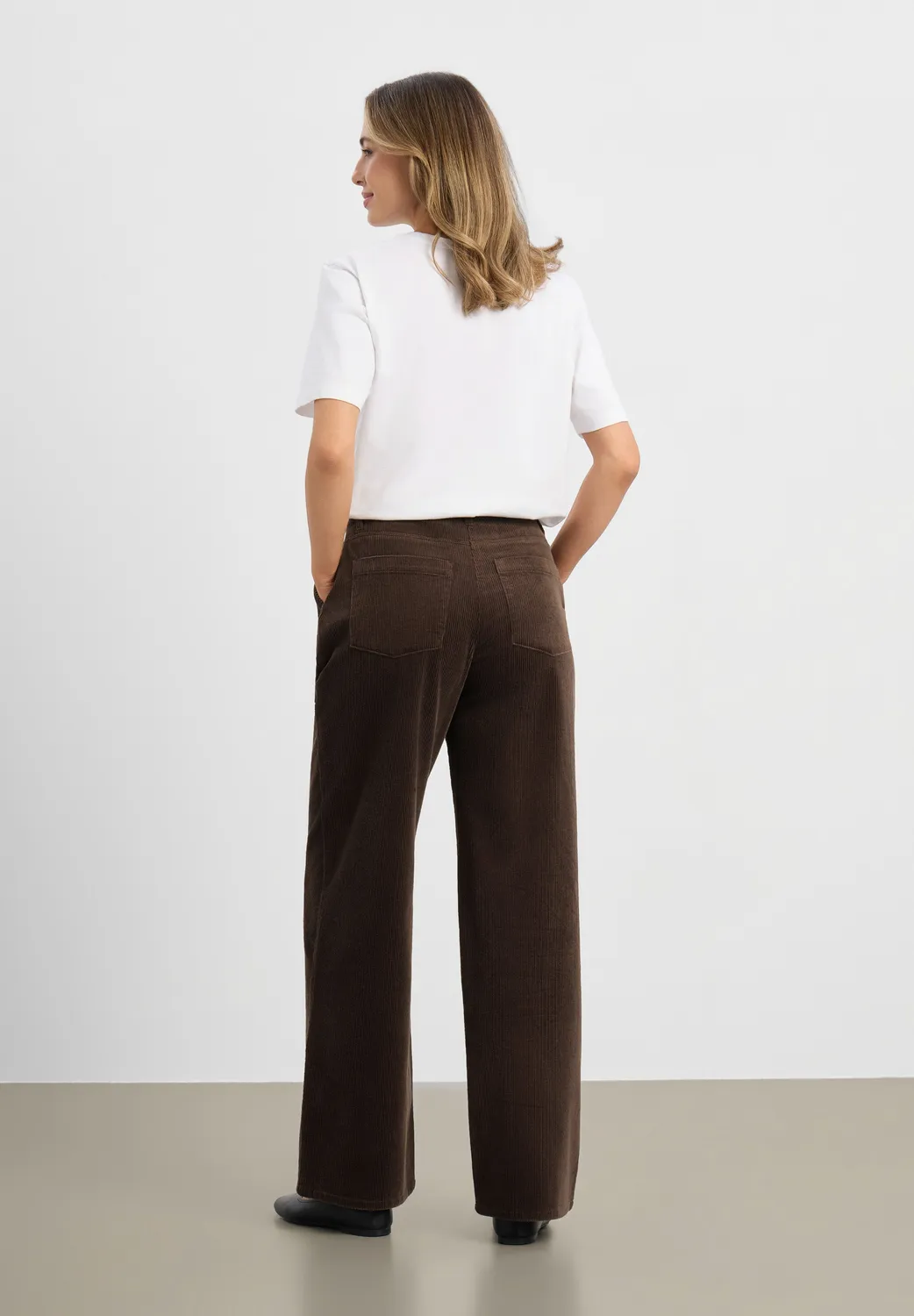 Laurie Charm Loose Corduroy broek bruin losse pasvorm