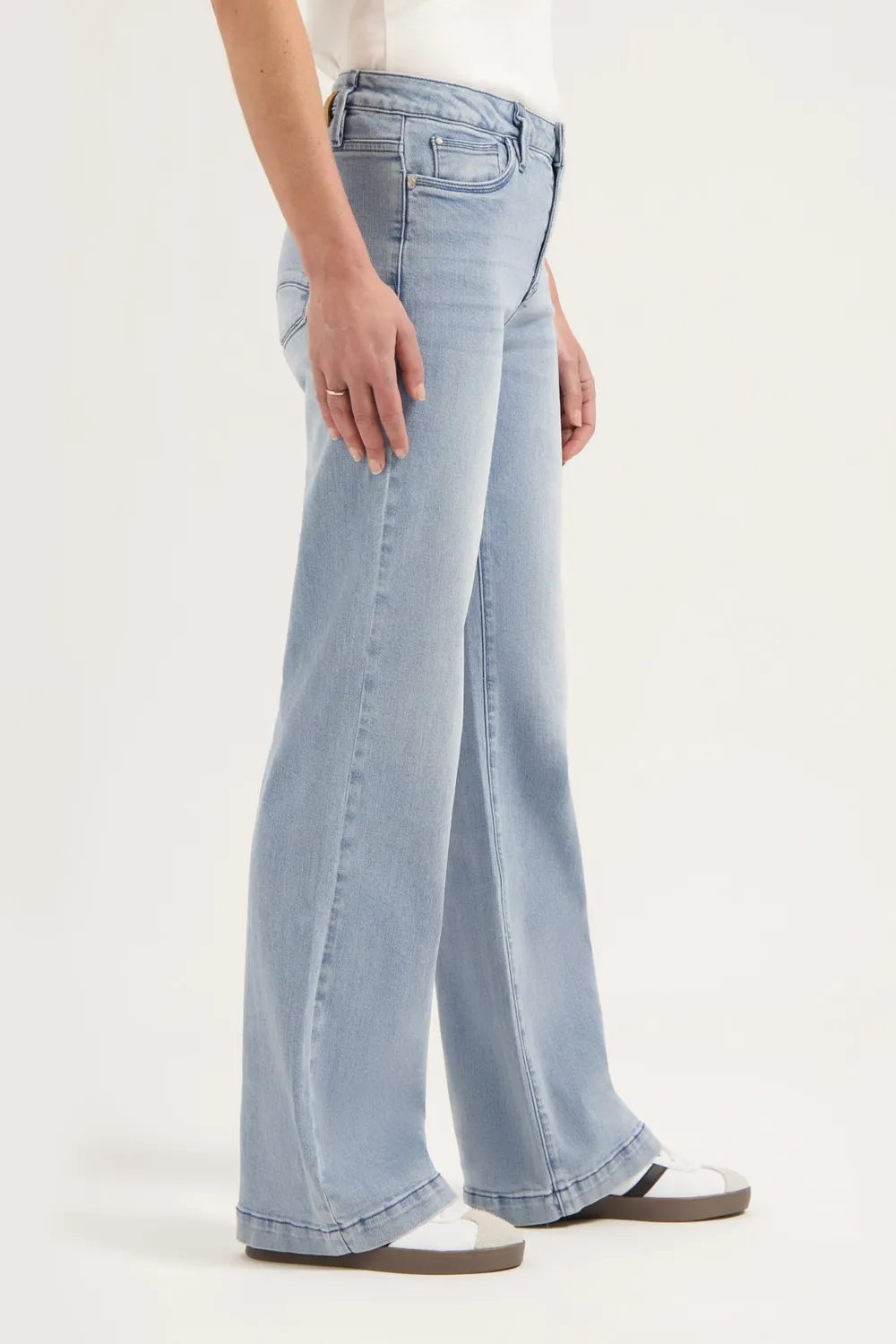 Florez Sophie straight jeans Cloudy Blue mid-waist