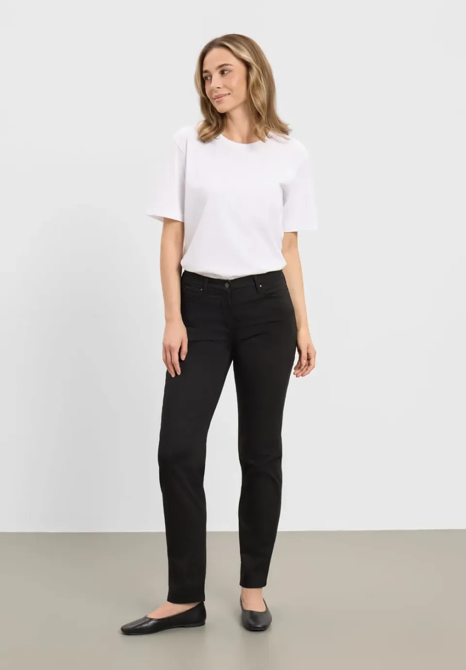 Laurie Charlotte Regular ML broek Black stretch
