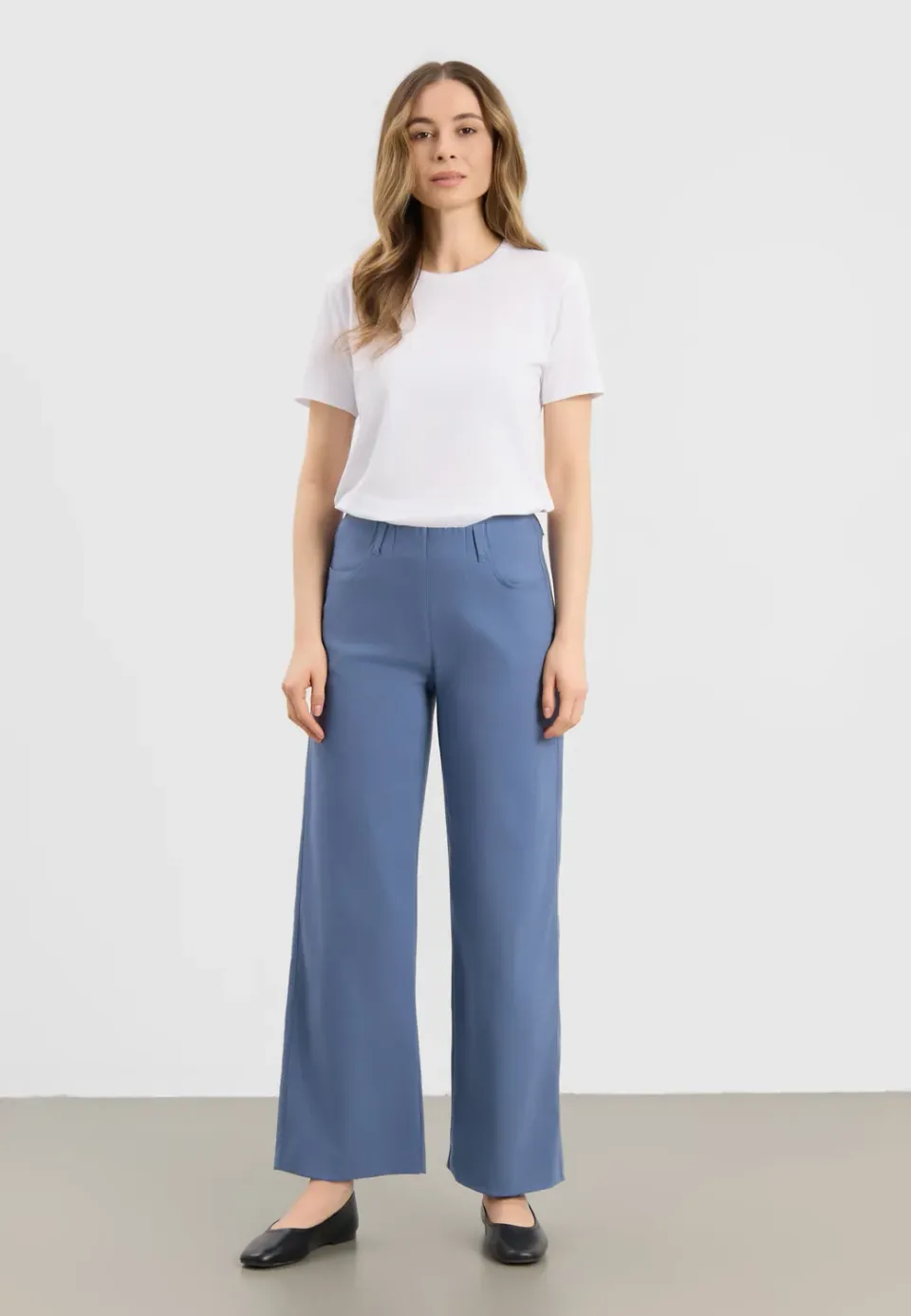 Laurie Donna Loose SL 101134 damesbroek blauw korte lengte