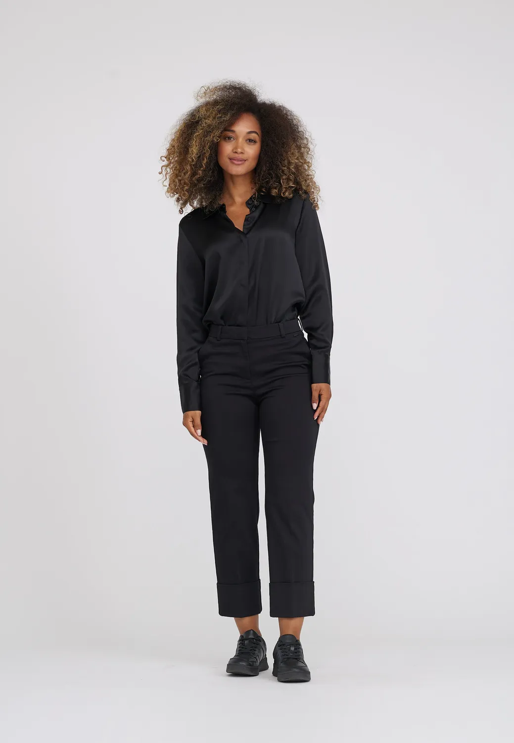 Laurie Judy Turn-Up damesbroek Black cropped katoen