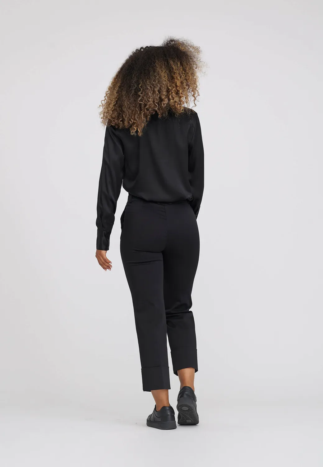 Laurie Judy Turn-Up damesbroek Black cropped katoen