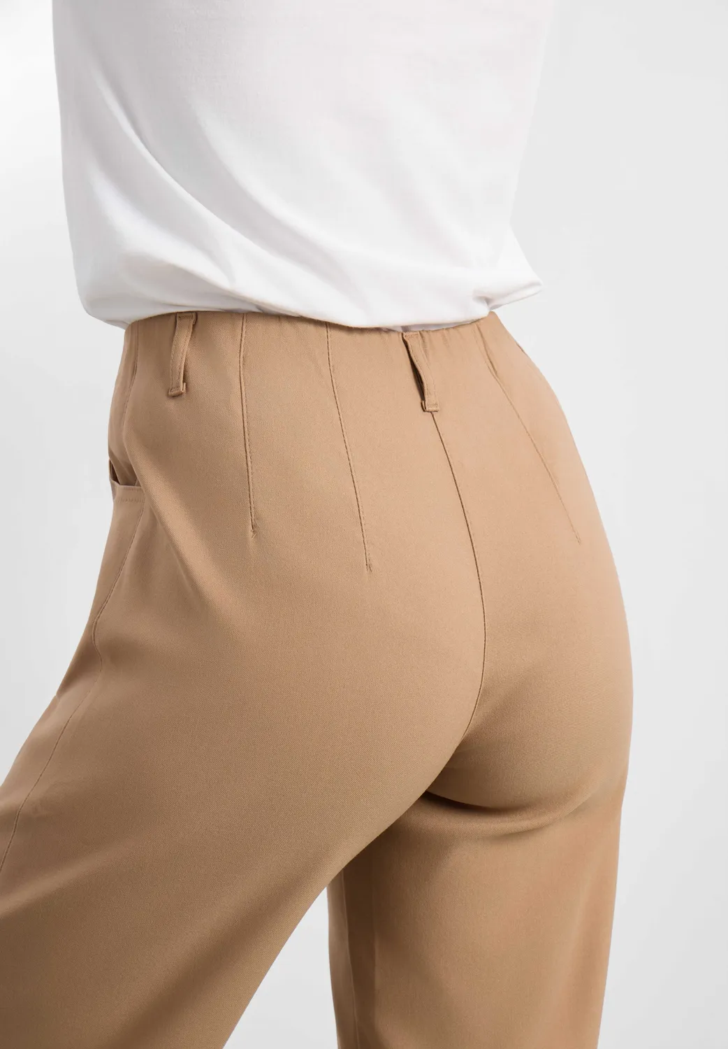 Laurie Donna Loose SL 101134 damesbroek nougat korte maat