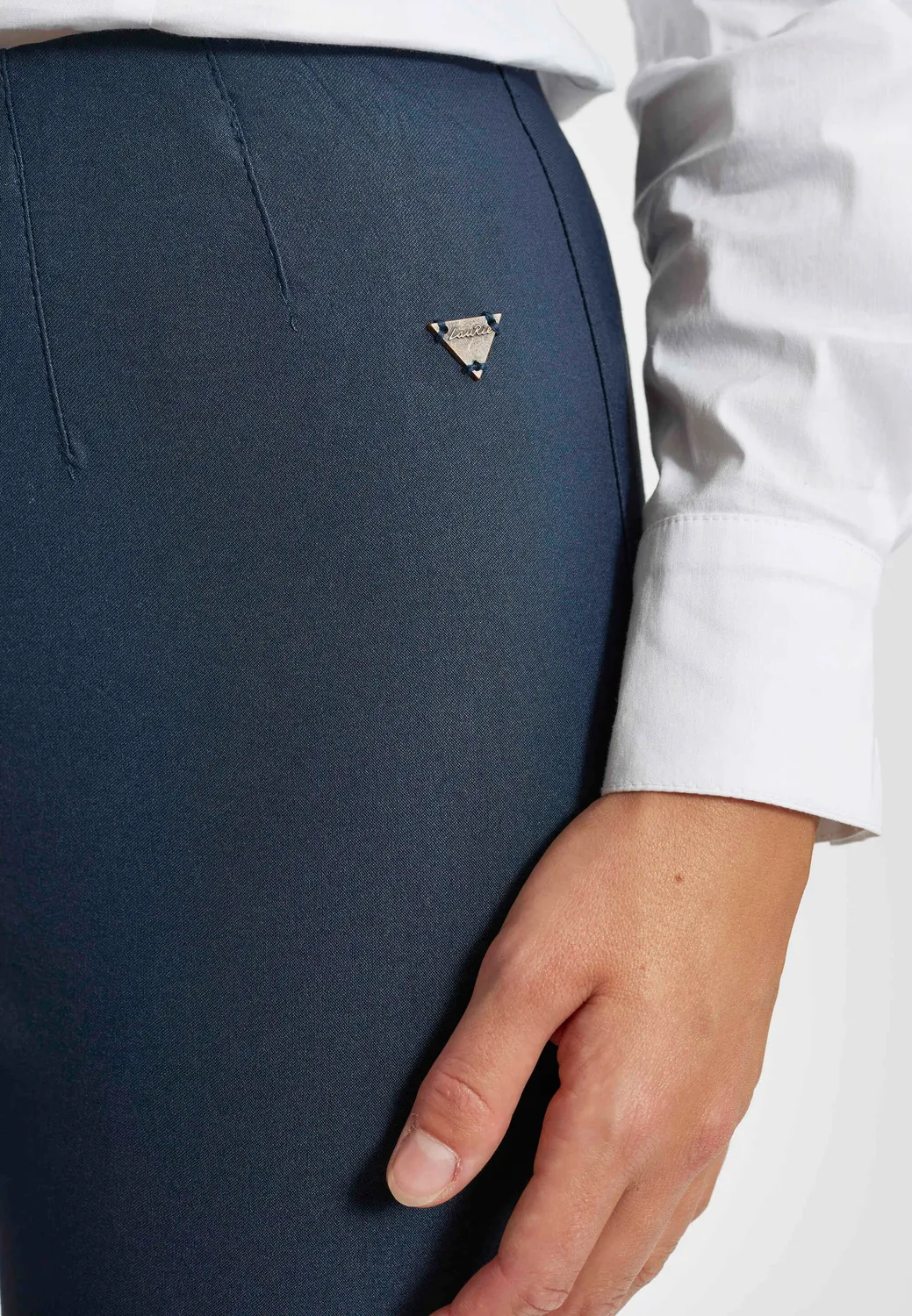 Laurie Betty Regular SL 27004 damesbroek Navy stretch