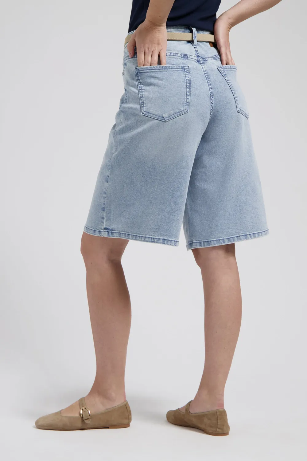 Florez Bermuda short Bleached Denim wide-leg stretch