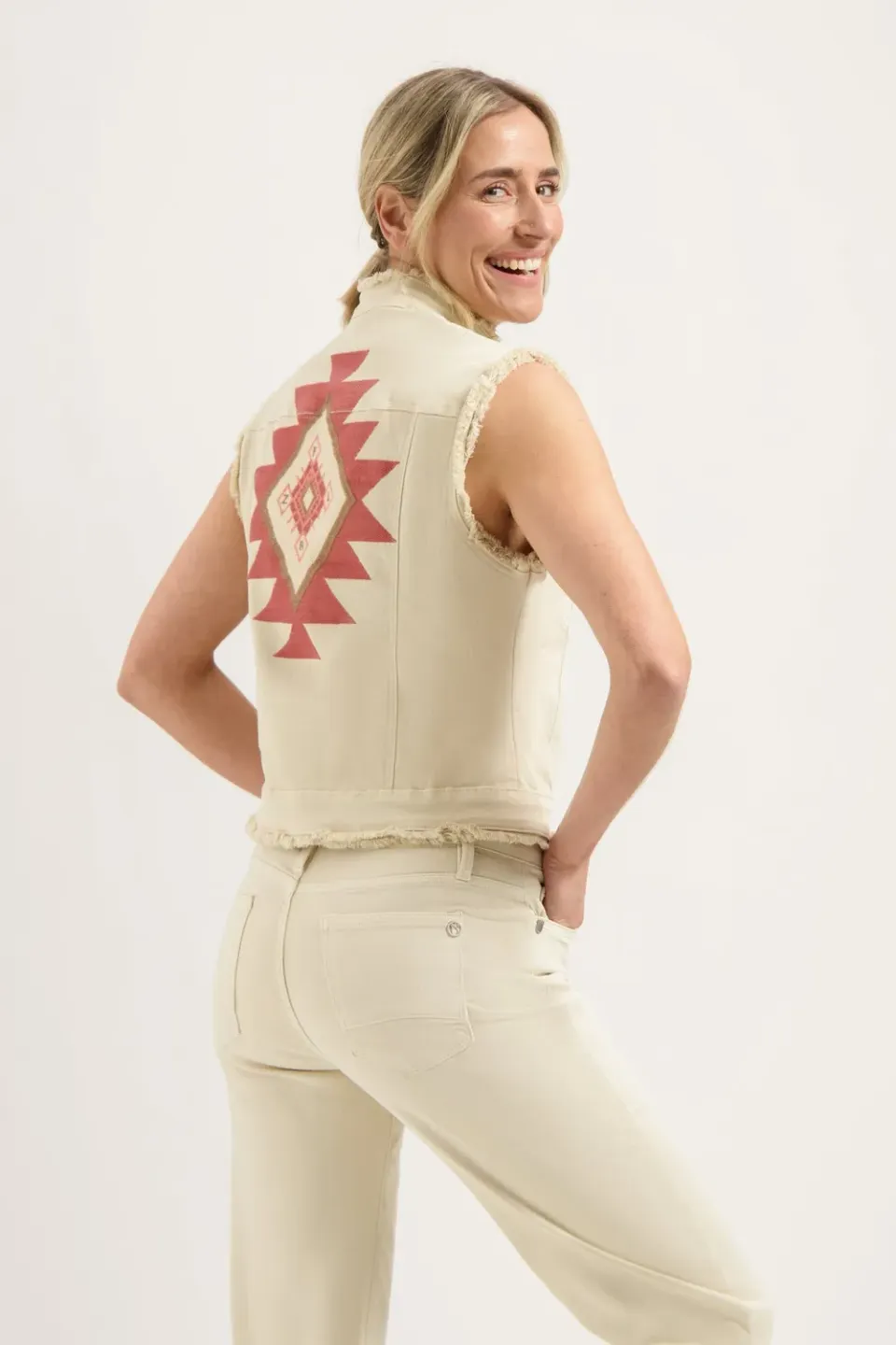 Florez Ginny Aztec gilet cream getailleerd