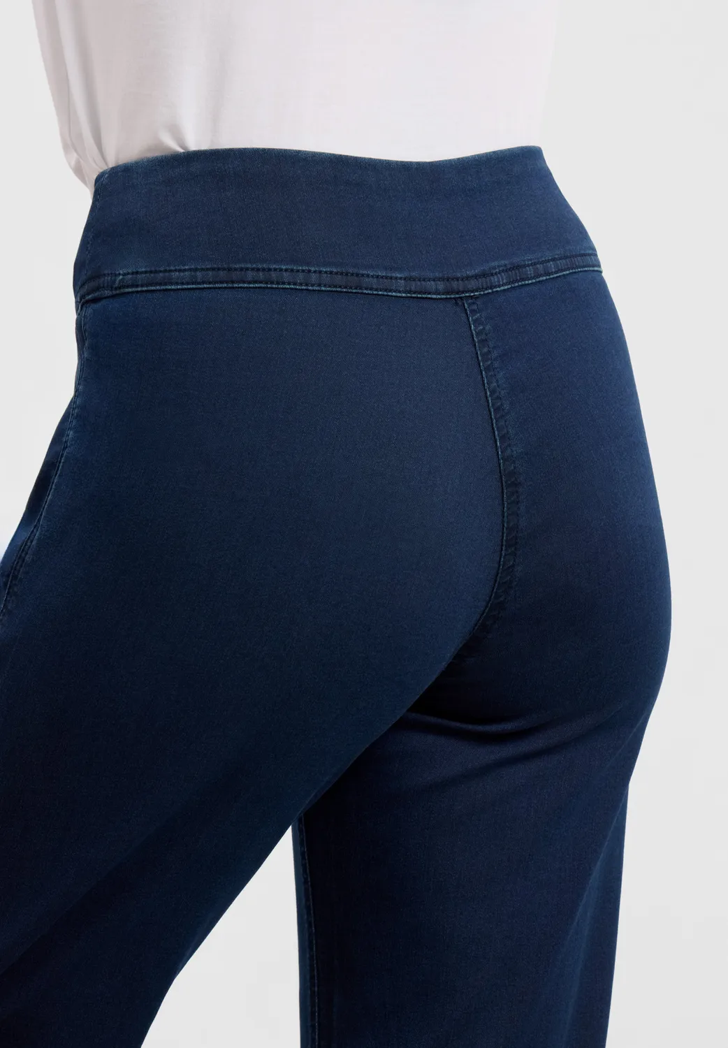 Laurie Thea Straight SL jeans Dark Blue Denim kort