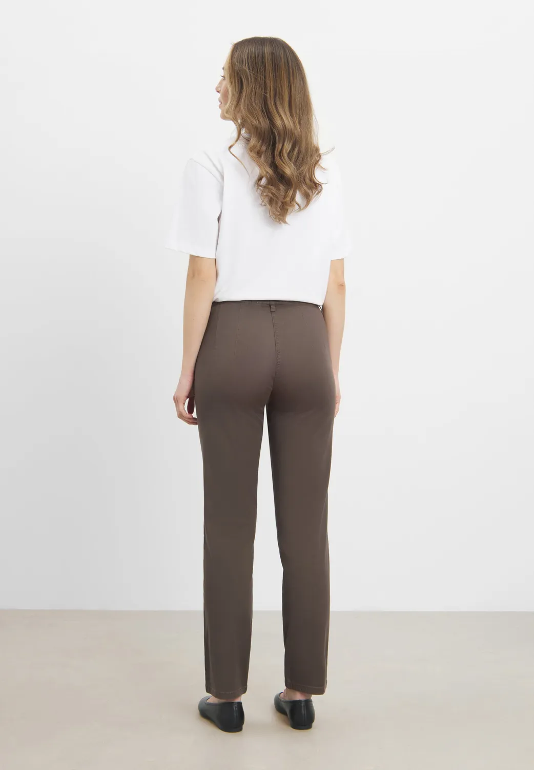 Laurie Taylor Regular Short damesbroek bruin geborsteld
