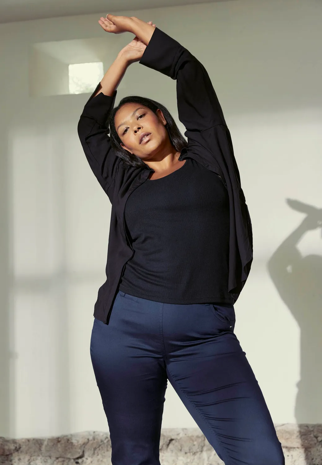 Laurie Kelly Regular LL broek navy stretch lang