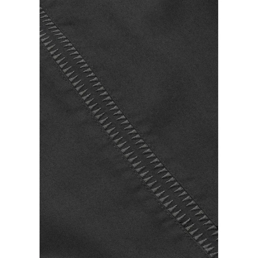 Laurie Patricia Regular cropped broek zwart borduursel satijn