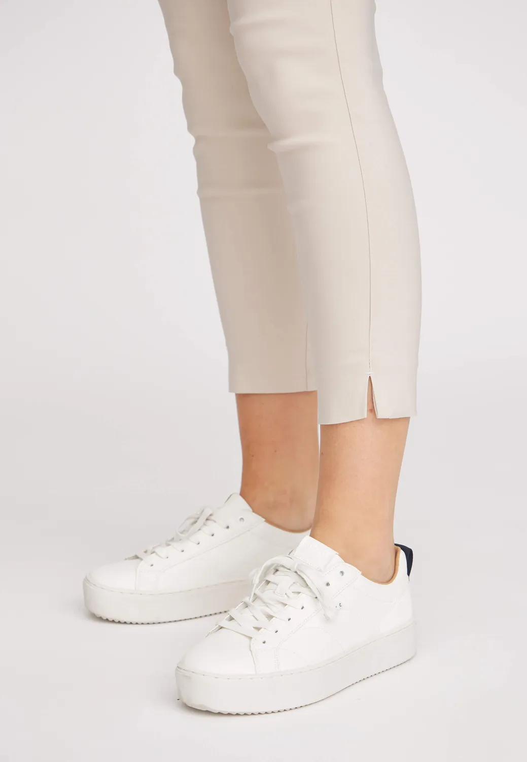 Laurie Elizabeth Slim CL broek Grey Sand cropped stretch