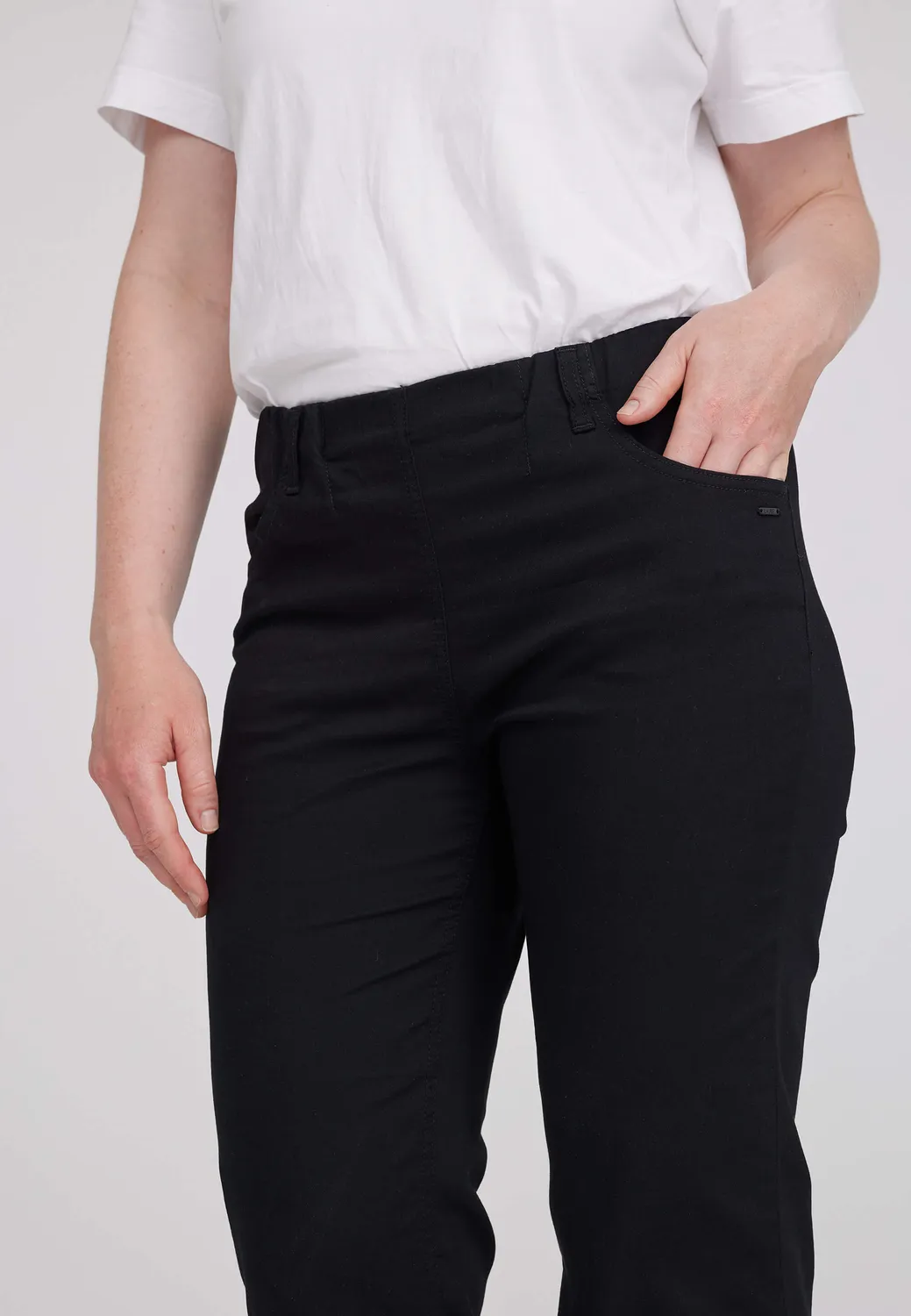 Laurie Tracy Straight ML broek Black rechte pijp