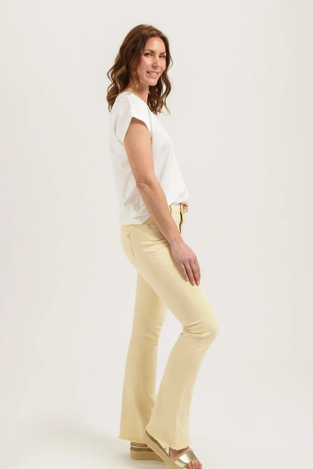 Florez Flared jeans geel stretch five-pocket