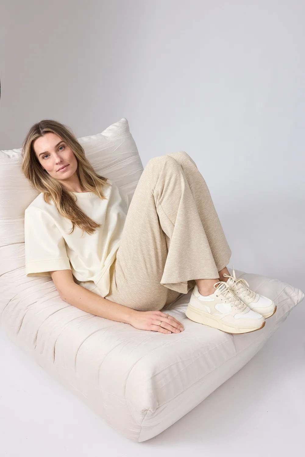 Corel Boa Flare Jaquard Lurex broek camel glans