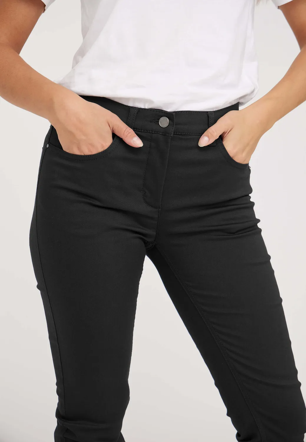 Laurie Laura Slim SL broek zwart stretch