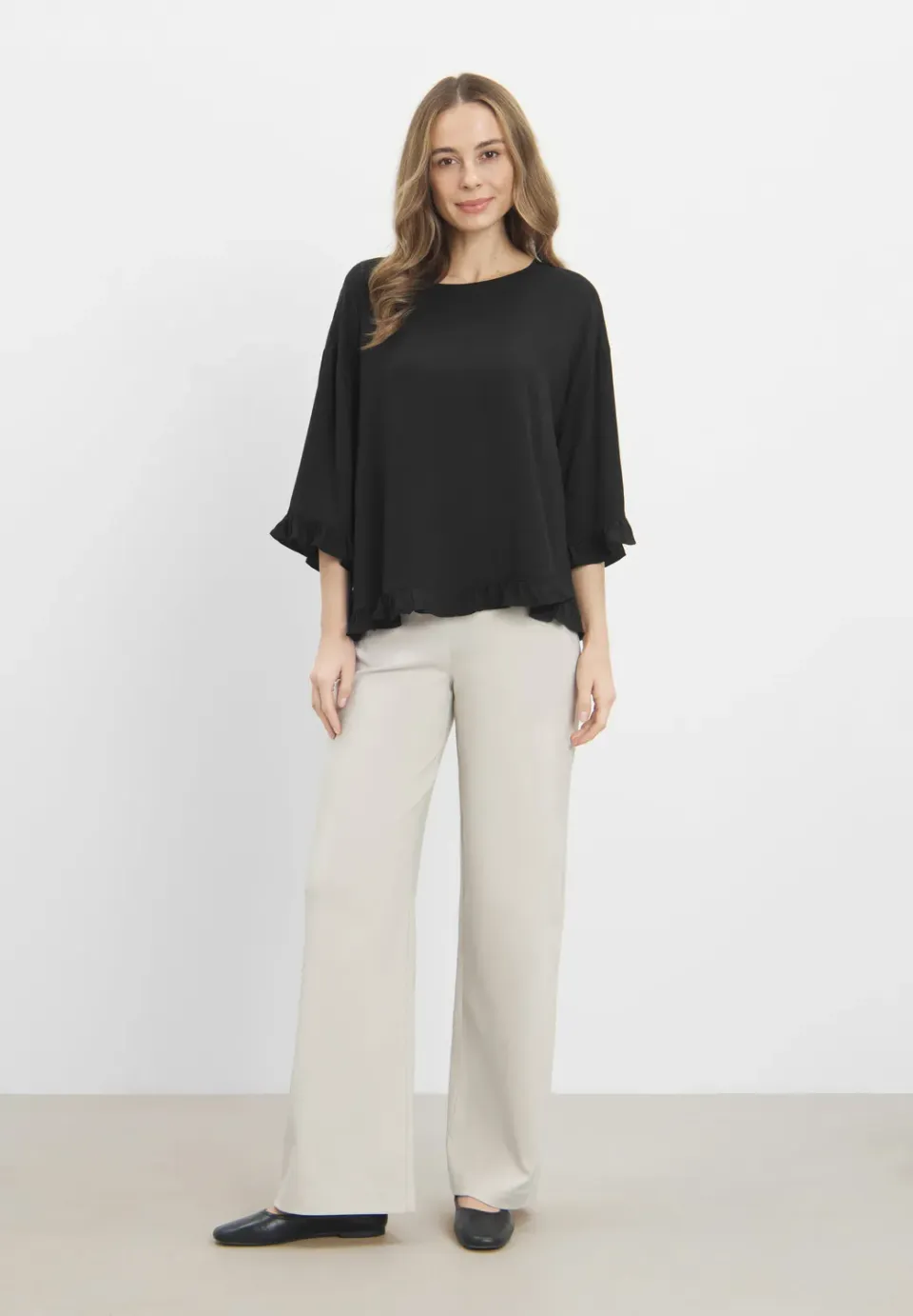 Laurie Nova 101280 blouse zwart korte mouw