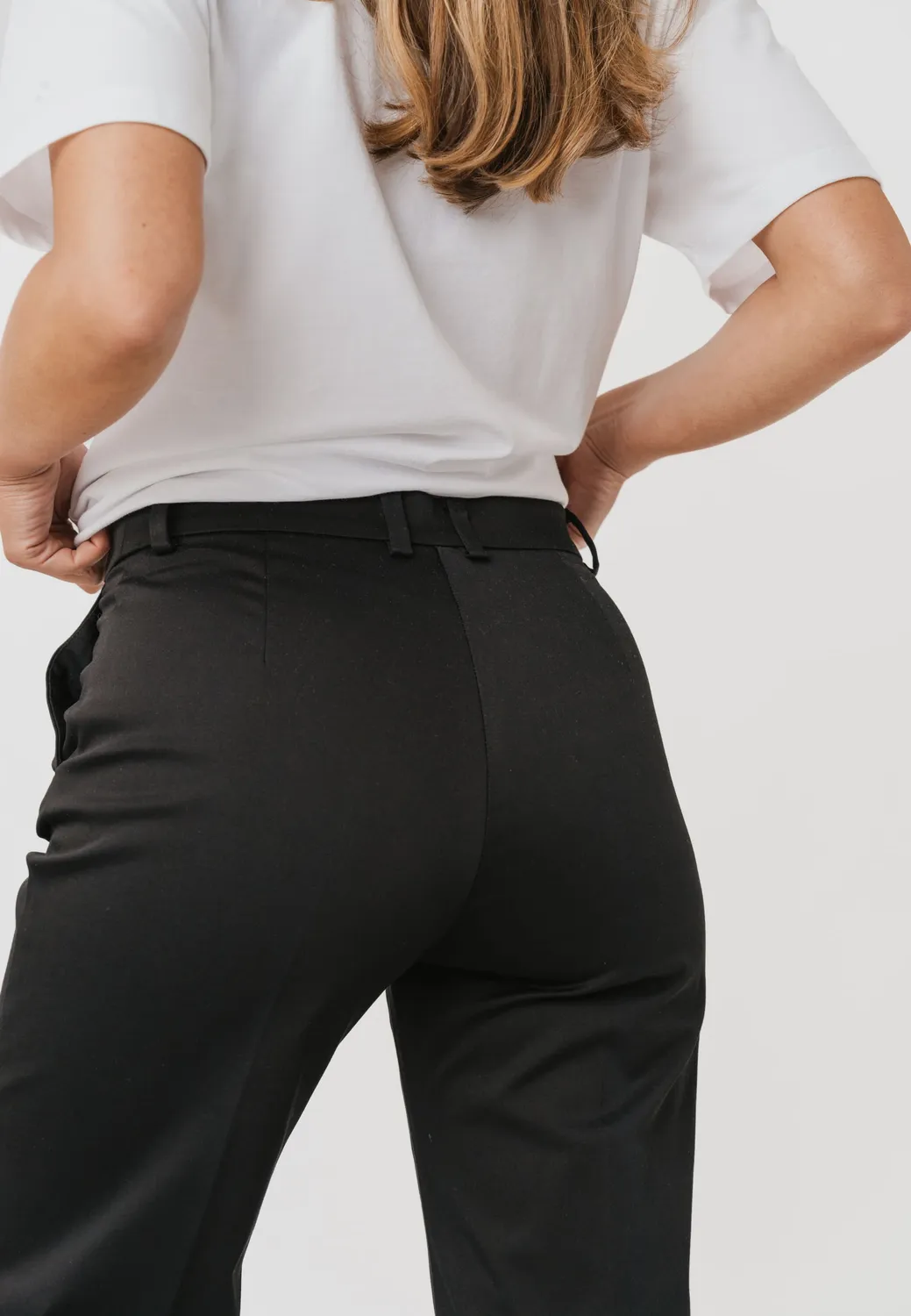 Laurie Phoebe Loose ML broek zwart losse pasvorm
