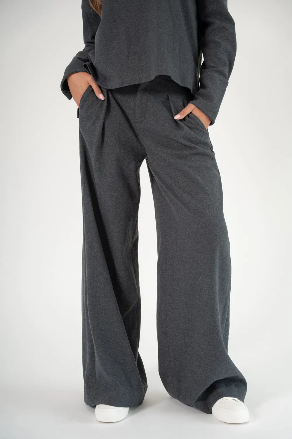 Corel Ella Pleated broek zwart wijde pijp