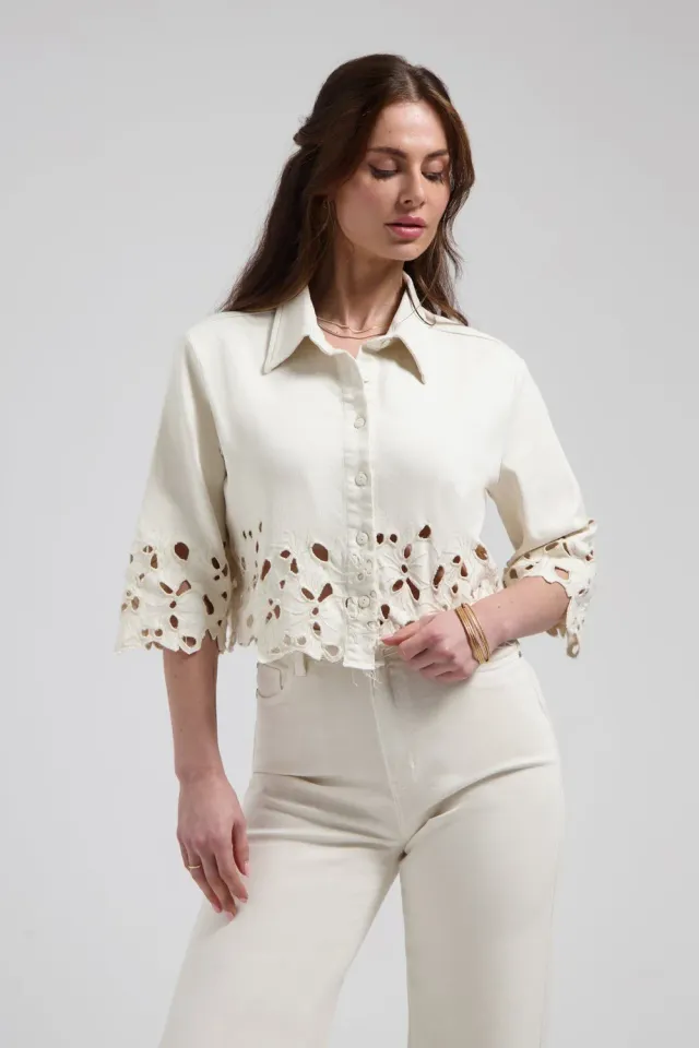 Florez Ruby blouse Soft white opengewerkt denim